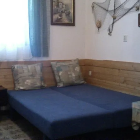 Apartments Misini Dvori Stomorska Room photo