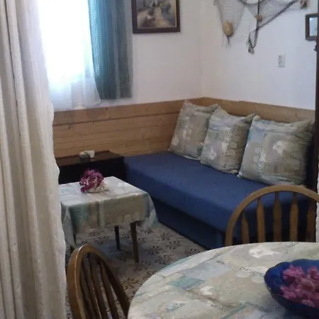 Apartments Misini Dvori Stomorska Room photo